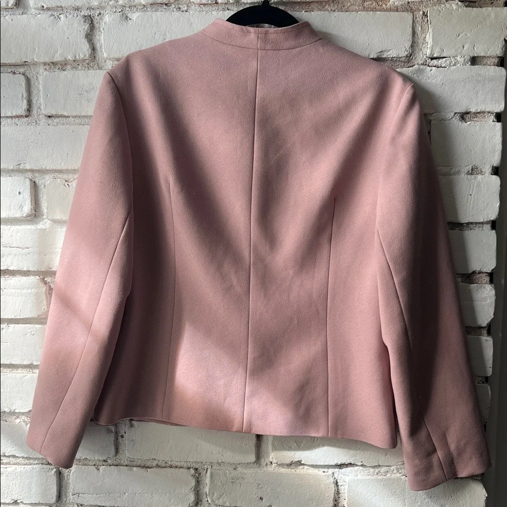 Vintage Pink Collarless Three-Button Blazer - Picture 7 of 9